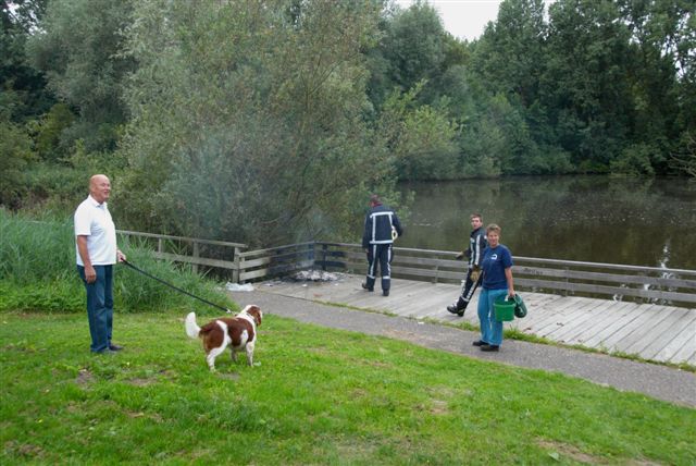 2009/185/20090808 001 Nacontrole buitenbrand Snelliuslaan.jpg